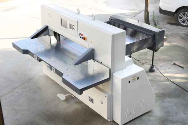 What Are The Three Types of Paper Cutting?