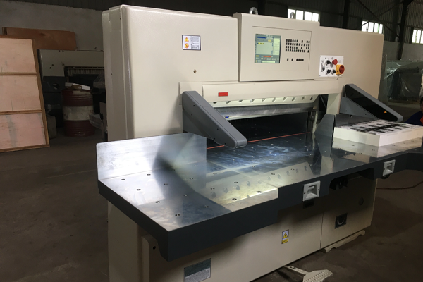 Paper Cutting Machine Paper Cutting Machine